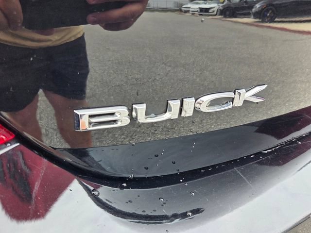 Used 2017 Buick LaCrosse Essence FWD image 13