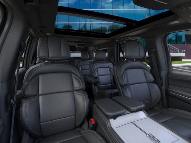 New 2025 Lincoln Navigator L Reserve w/ Jet Appearance Package image 10