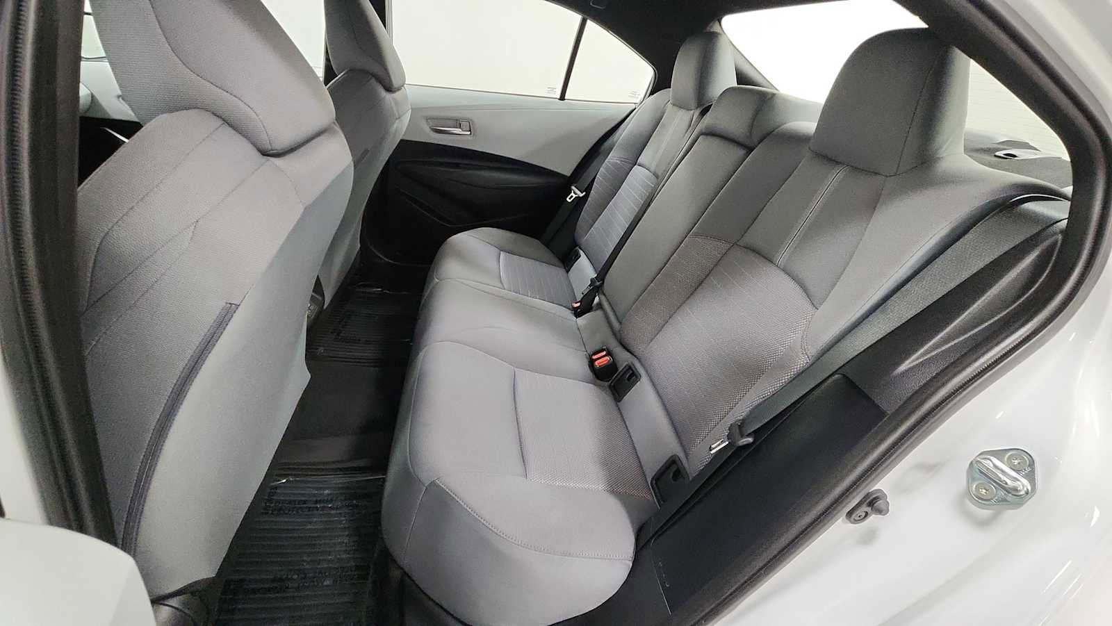 Certified 2025 Toyota Corolla SE FWD image 24