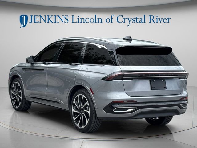 Used 2025 Lincoln Nautilus Black Label AWD/4WD image 7