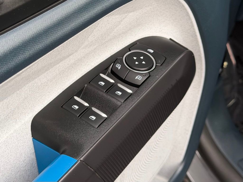 Used 2025 Ford Maverick XLT w/ Equipment Group 302A image 15