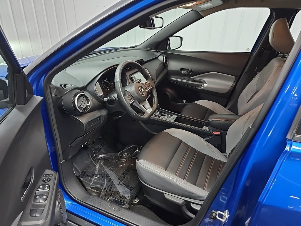 Used 2021 Nissan Kicks SR FWD image 31
