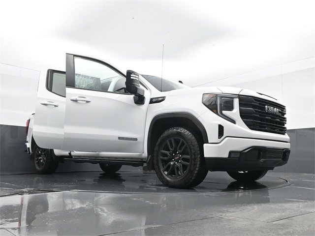 Used 2023 GMC Sierra 1500 Elevation image 32