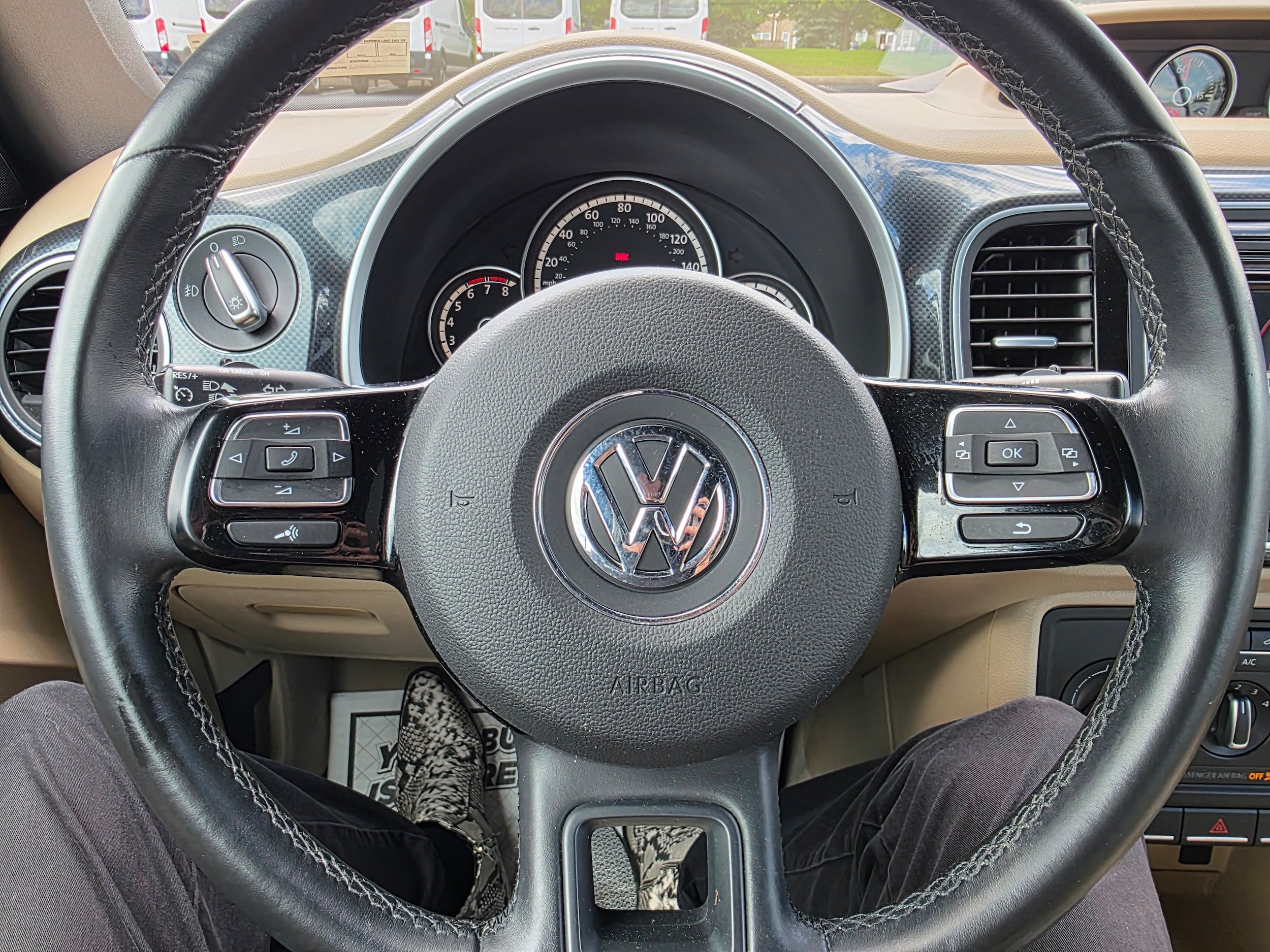 Used 2014 Volkswagen Beetle R-Line FWD image 12