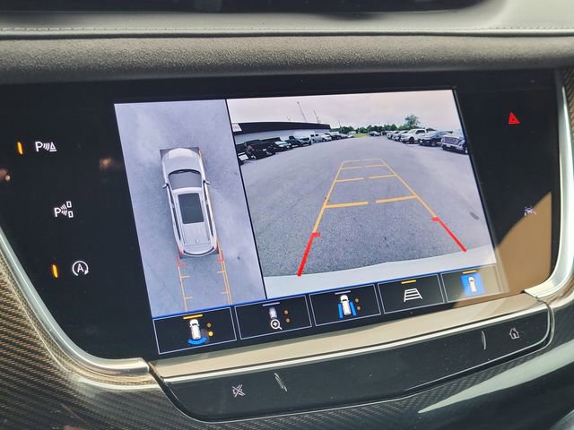 Used 2022 Cadillac XT6 Premium Luxury w/ Platinum Package AWD/4WD image 20