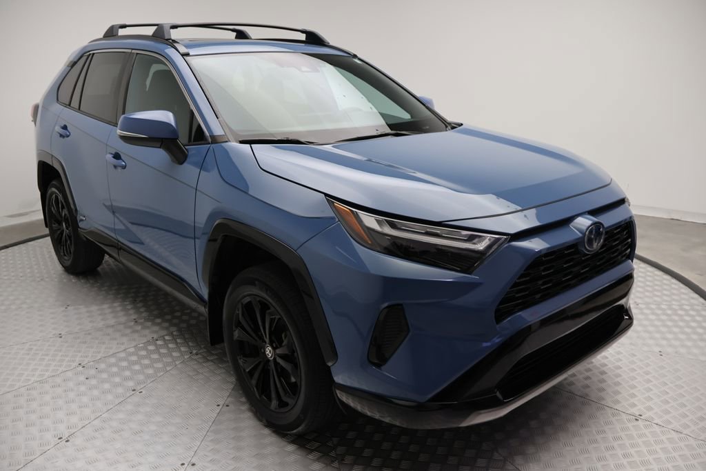 Certified 2024 Toyota RAV4 SE w/ Convenience Package AWD/4WD image 6