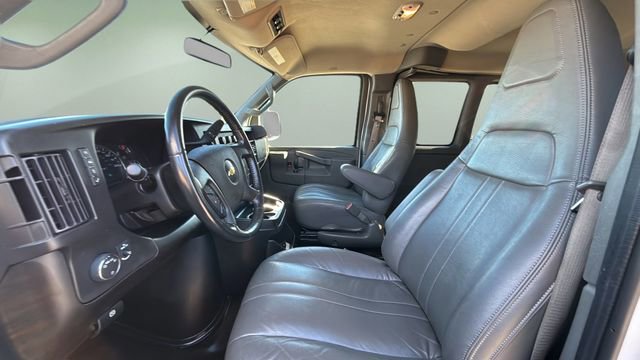 Used 2023 Chevrolet Express 3500 LS image 17