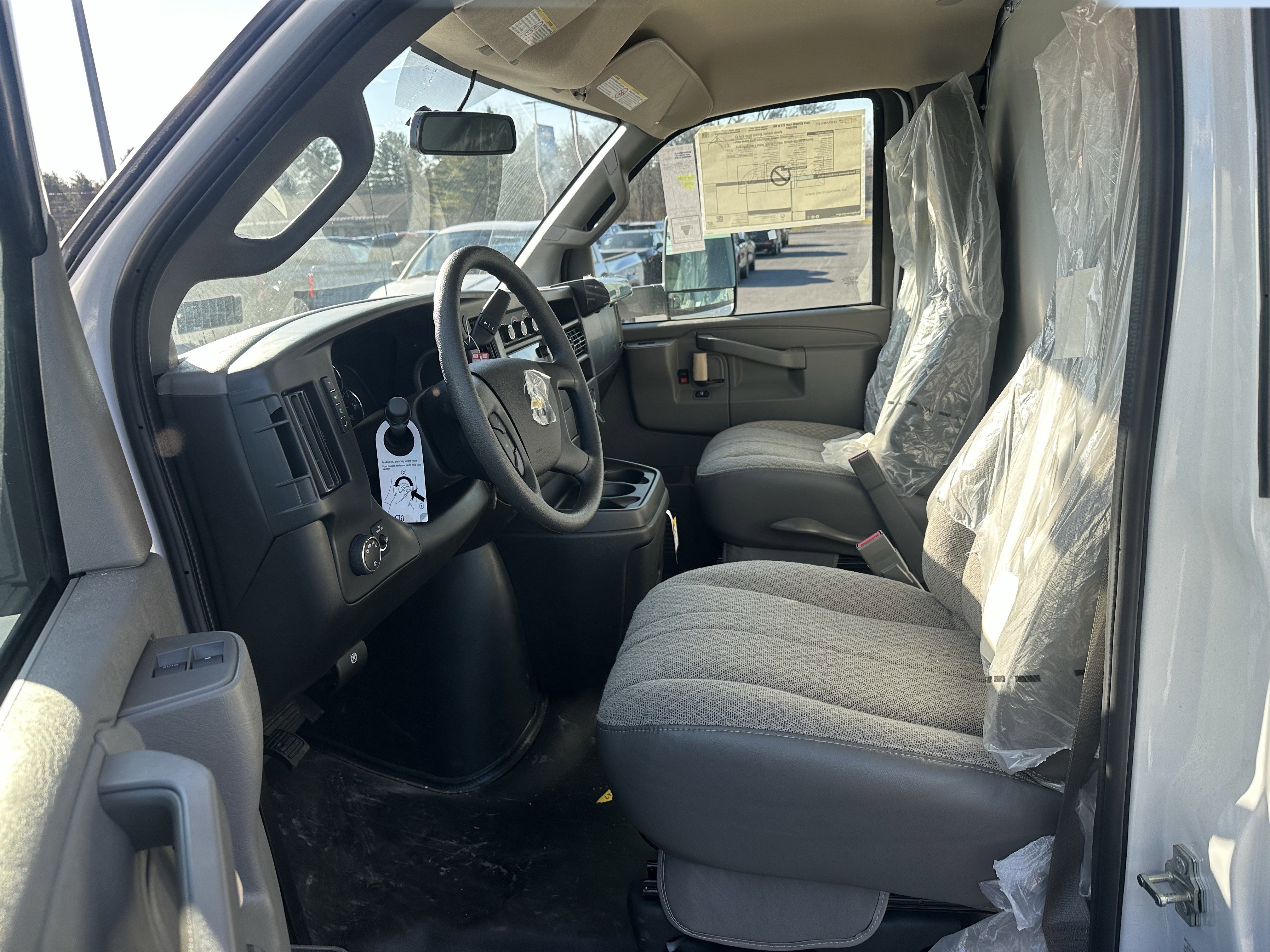 New 2025 Chevrolet Express 4500 w/ Power Convenience Package RWD image 11