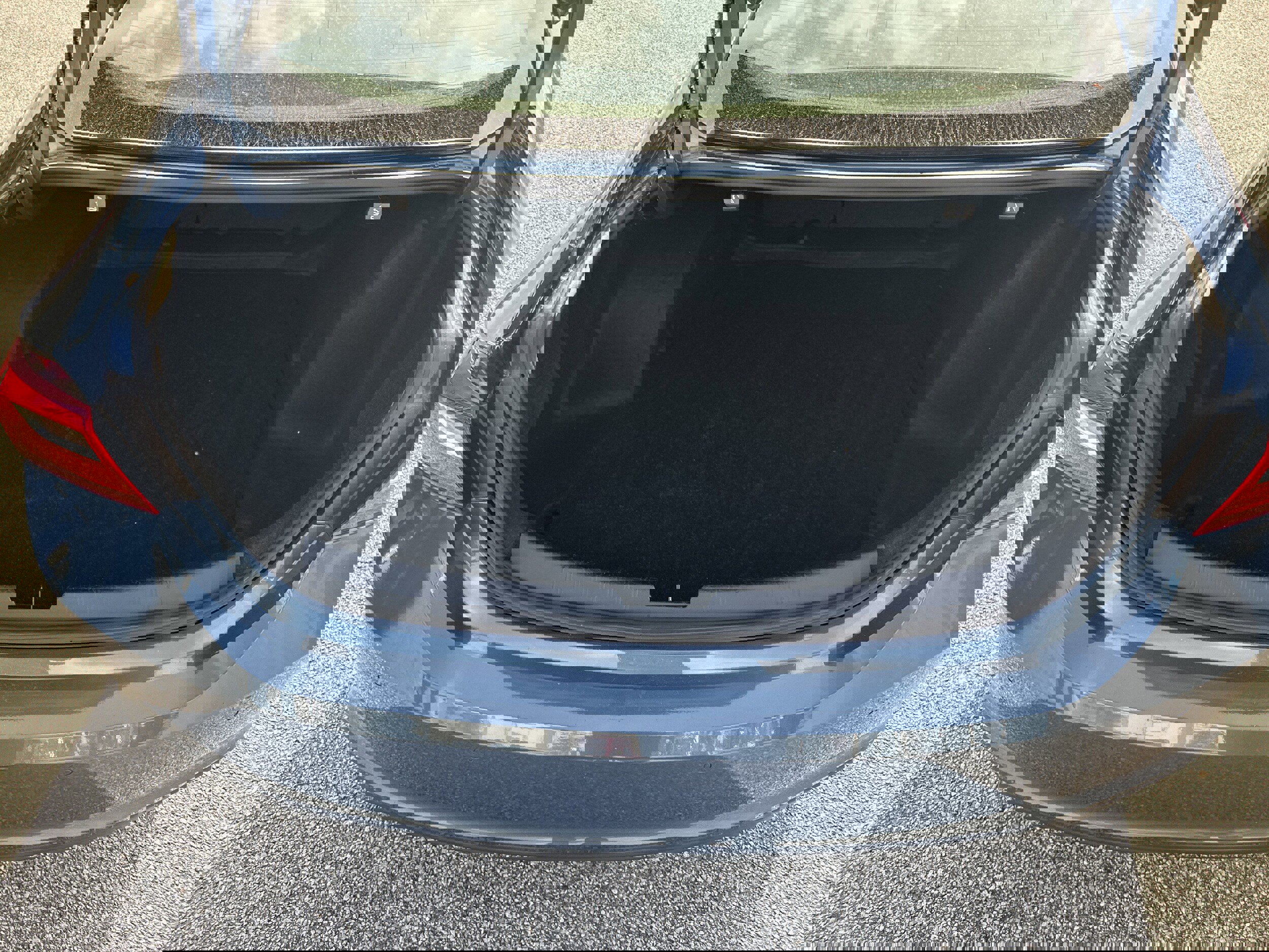 Used 2024 Chevrolet Malibu LT image 18