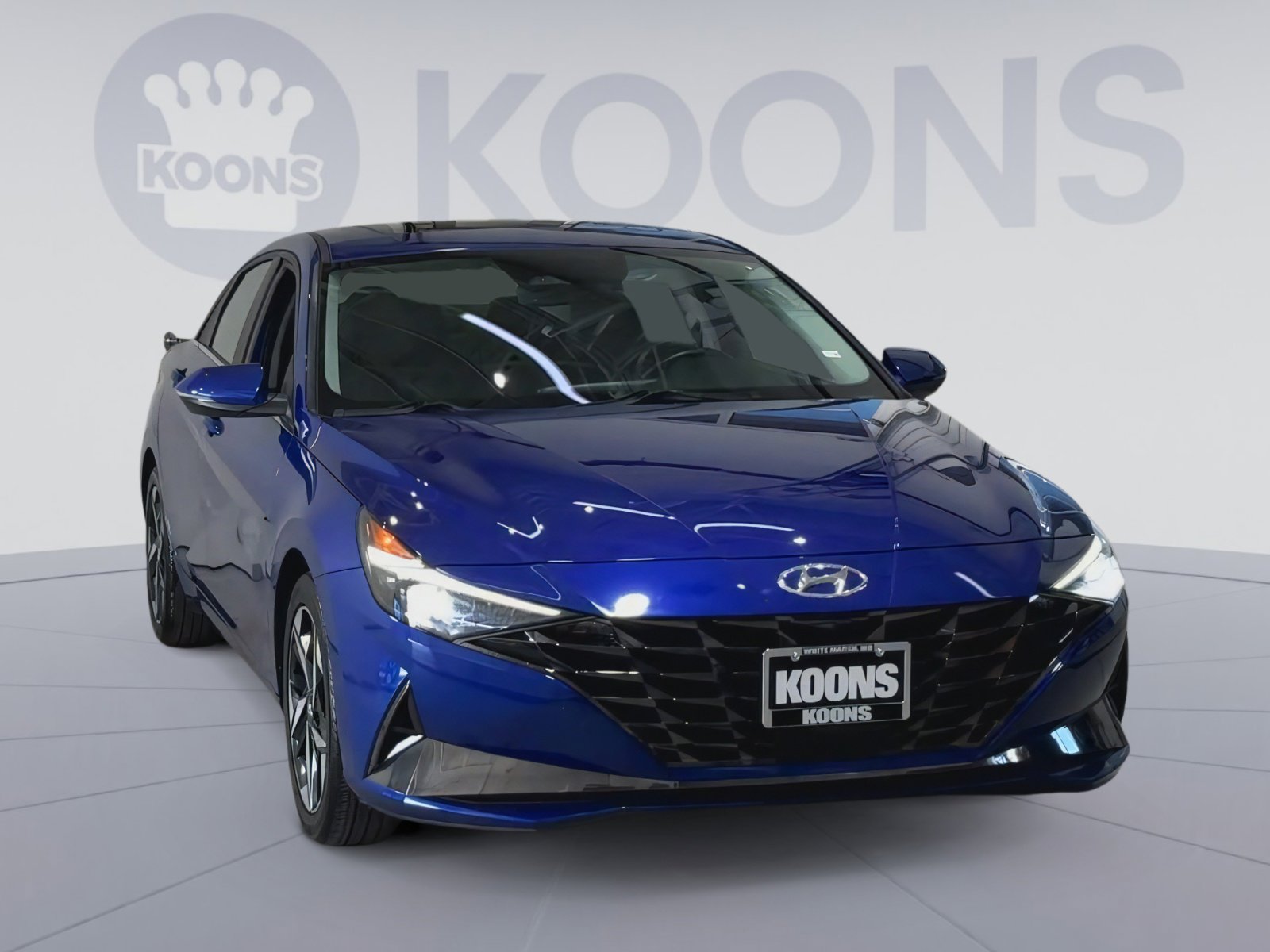 Used 2023 Hyundai Elantra Limited image 4