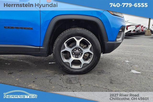 Used 2022 Jeep Compass Trailhawk AWD/4WD image 27