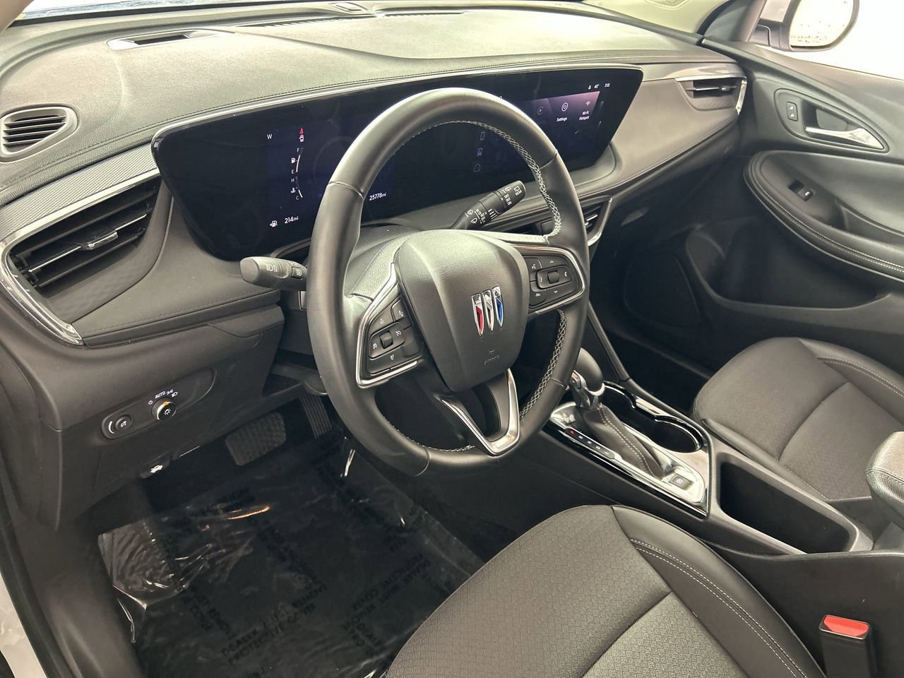Used 2025 Buick Encore GX Preferred image 11