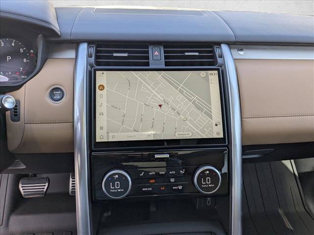 New 2026 Land Rover Discovery Limited Edition AWD/4WD image 12