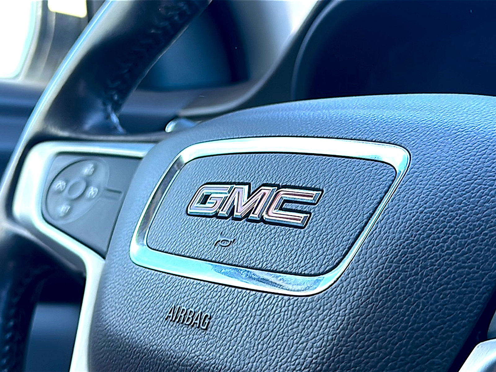 Used 2019 GMC Acadia SLT image 31