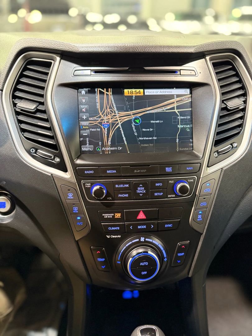 Used 2017 Hyundai Santa Fe SE w/ SE Ultimate Tech Package 03 image 25