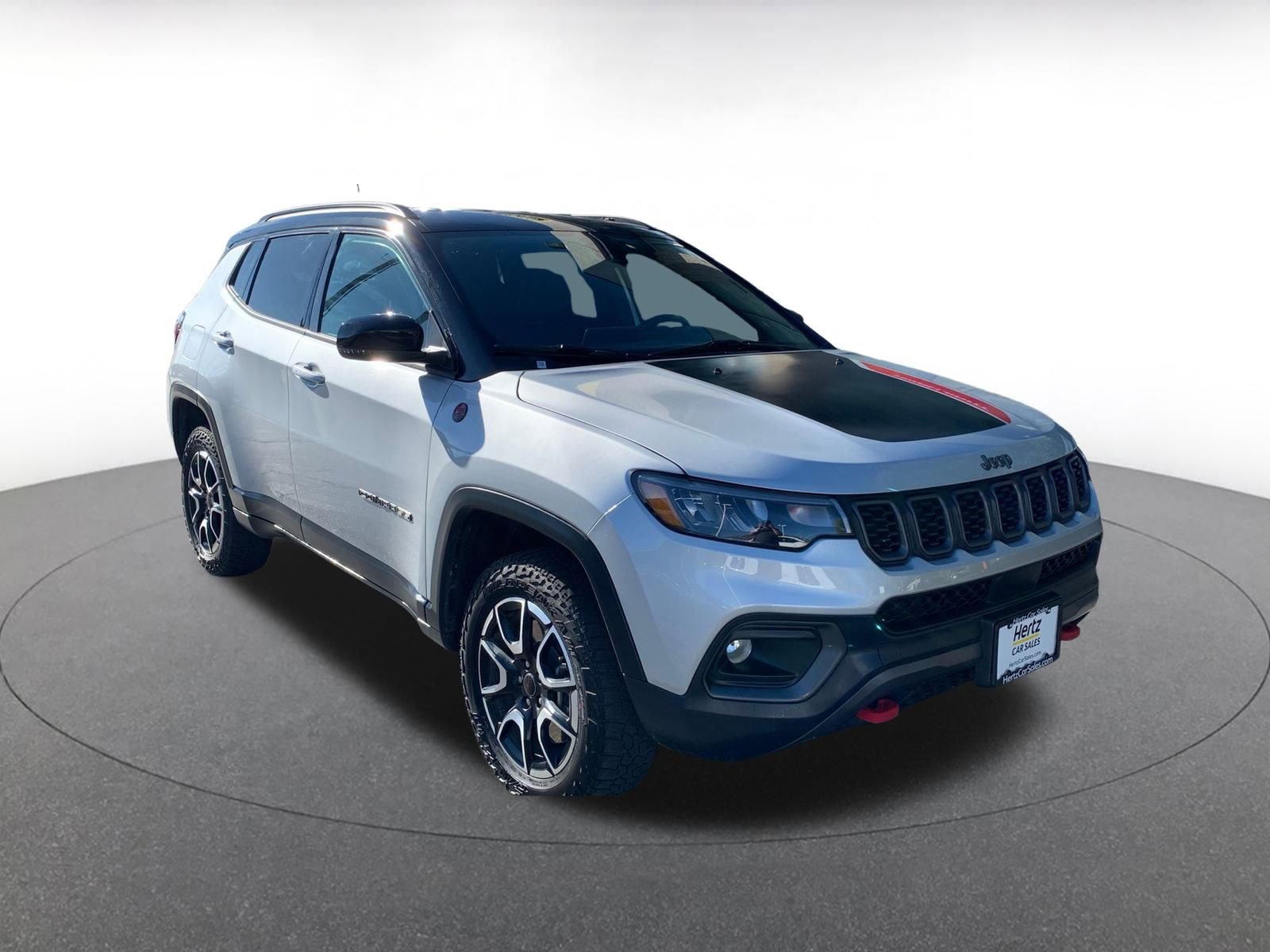 Used 2025 Jeep Compass Trailhawk