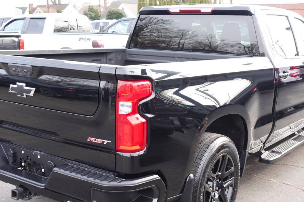 Used 2024 Chevrolet Silverado 1500 RST AWD/4WD image 12