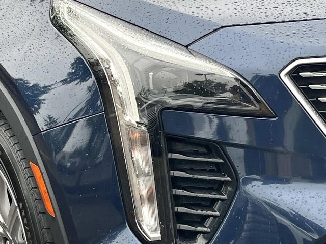 Used 2020 Cadillac XT4 Premium Luxury AWD/4WD image 9