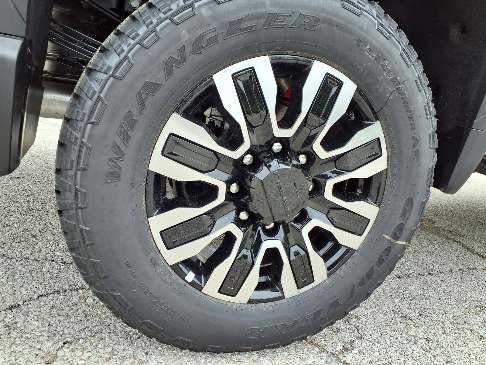 New 2026 GMC Sierra 2500 Denali Ultimate w/ Max Trailering Package AWD/4WD image 32