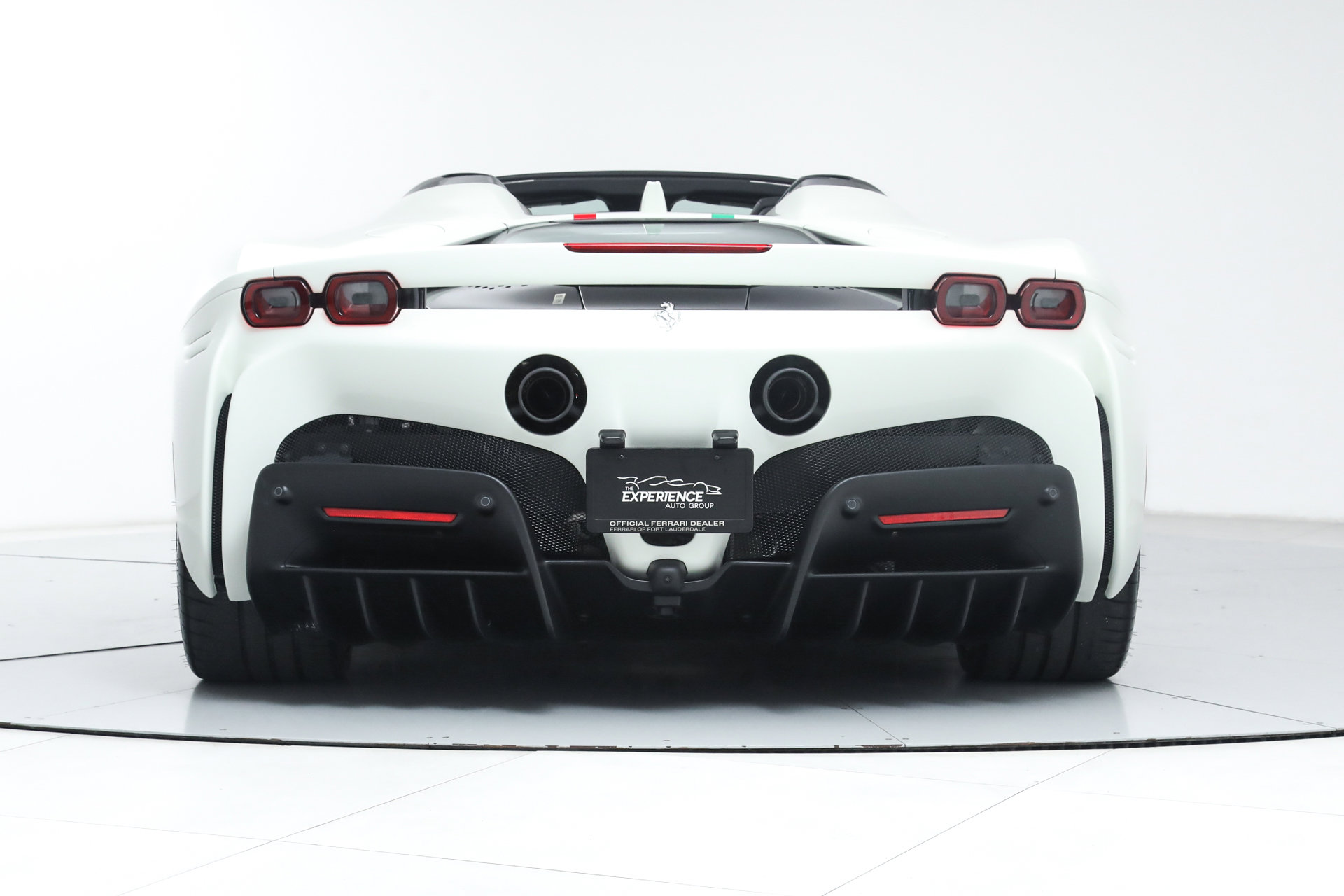 Certified 2025 Ferrari SF90 Spider AWD/4WD image 9