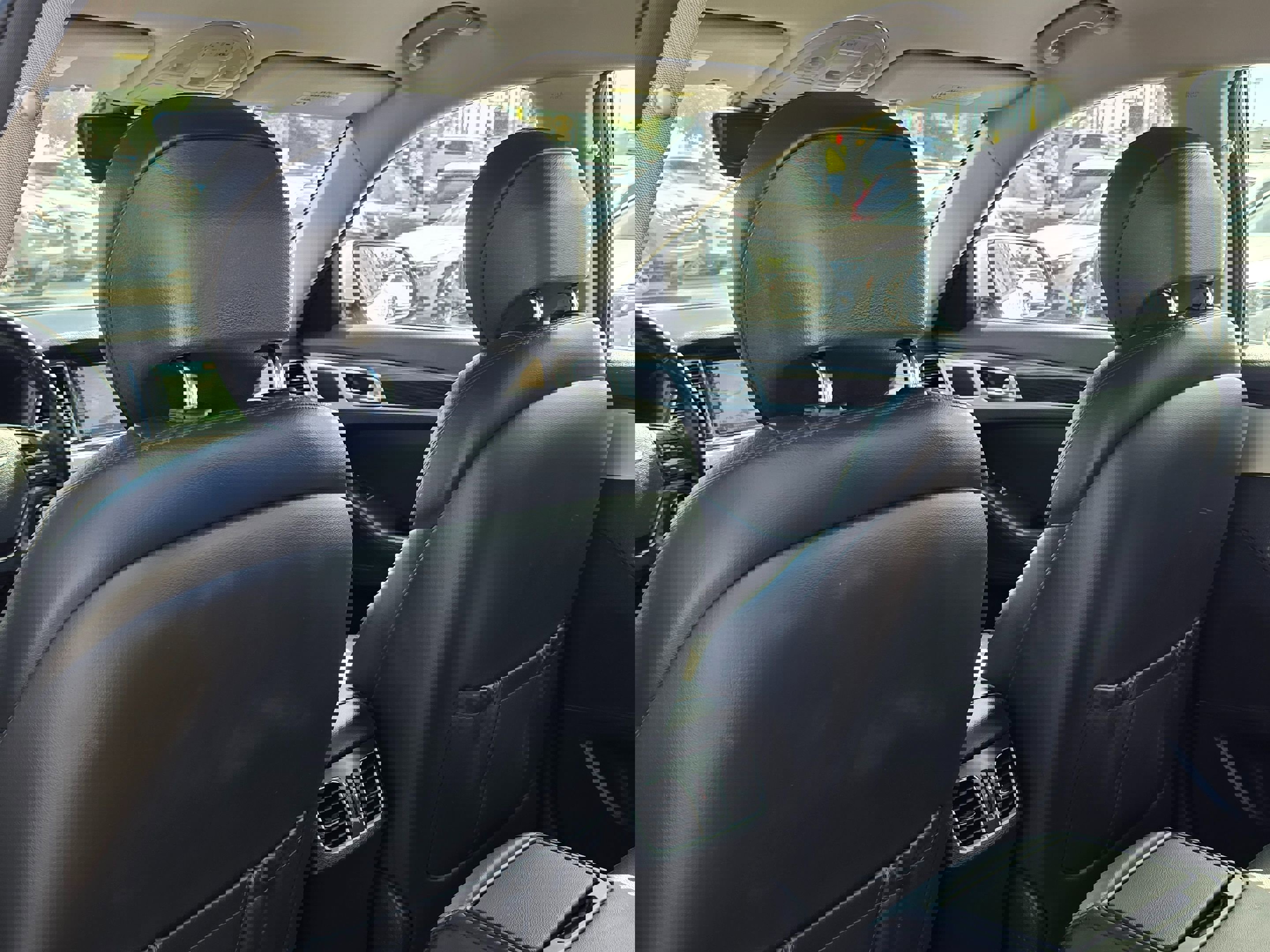 Used 2018 Genesis G80 3.8 image 18