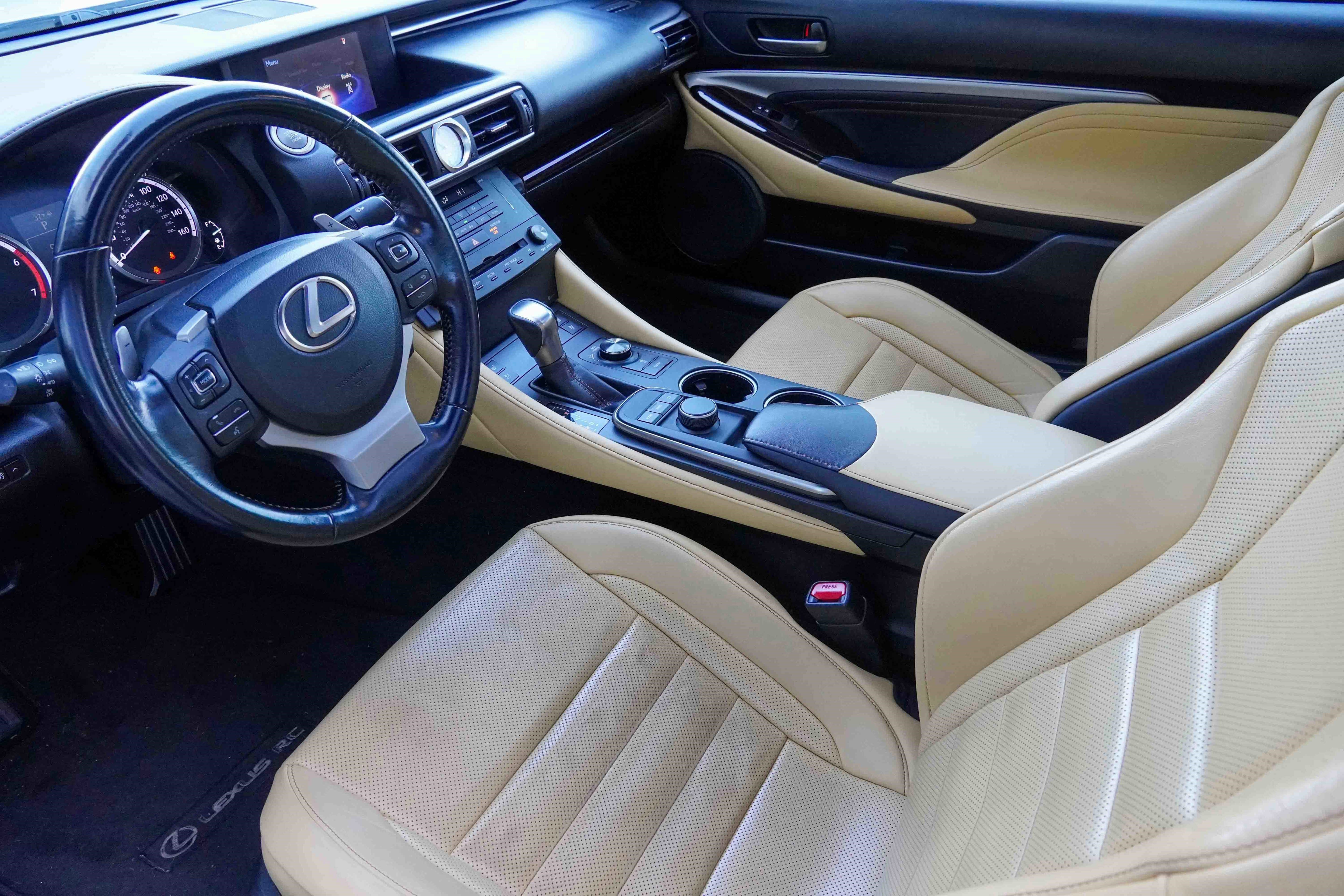 Used 2017 Lexus RC 200t image 10