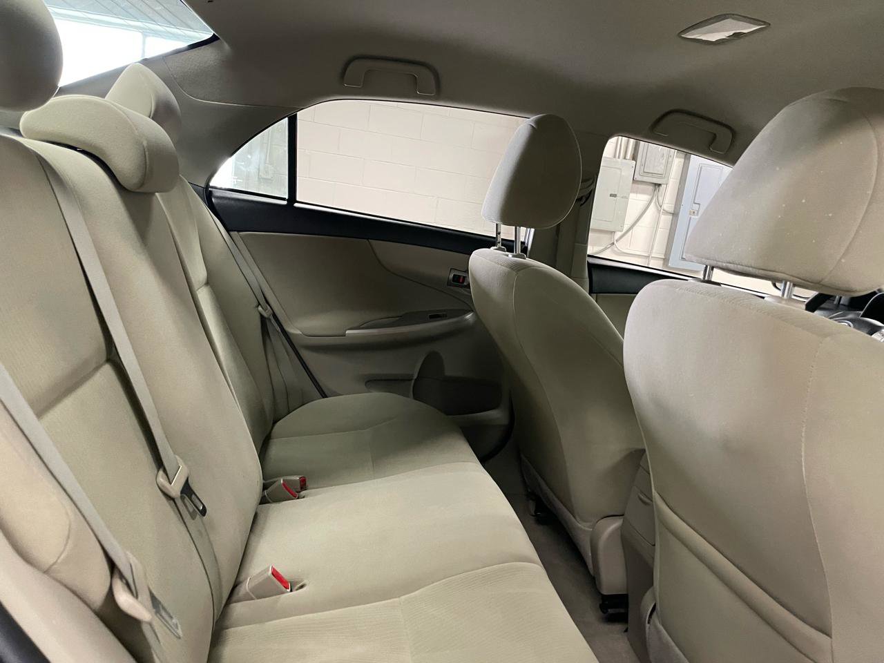 Used 2011 Toyota Corolla LE FWD image 14