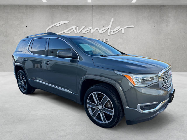 Used 2018 GMC Acadia Denali w/ Technology Package FWD image 2