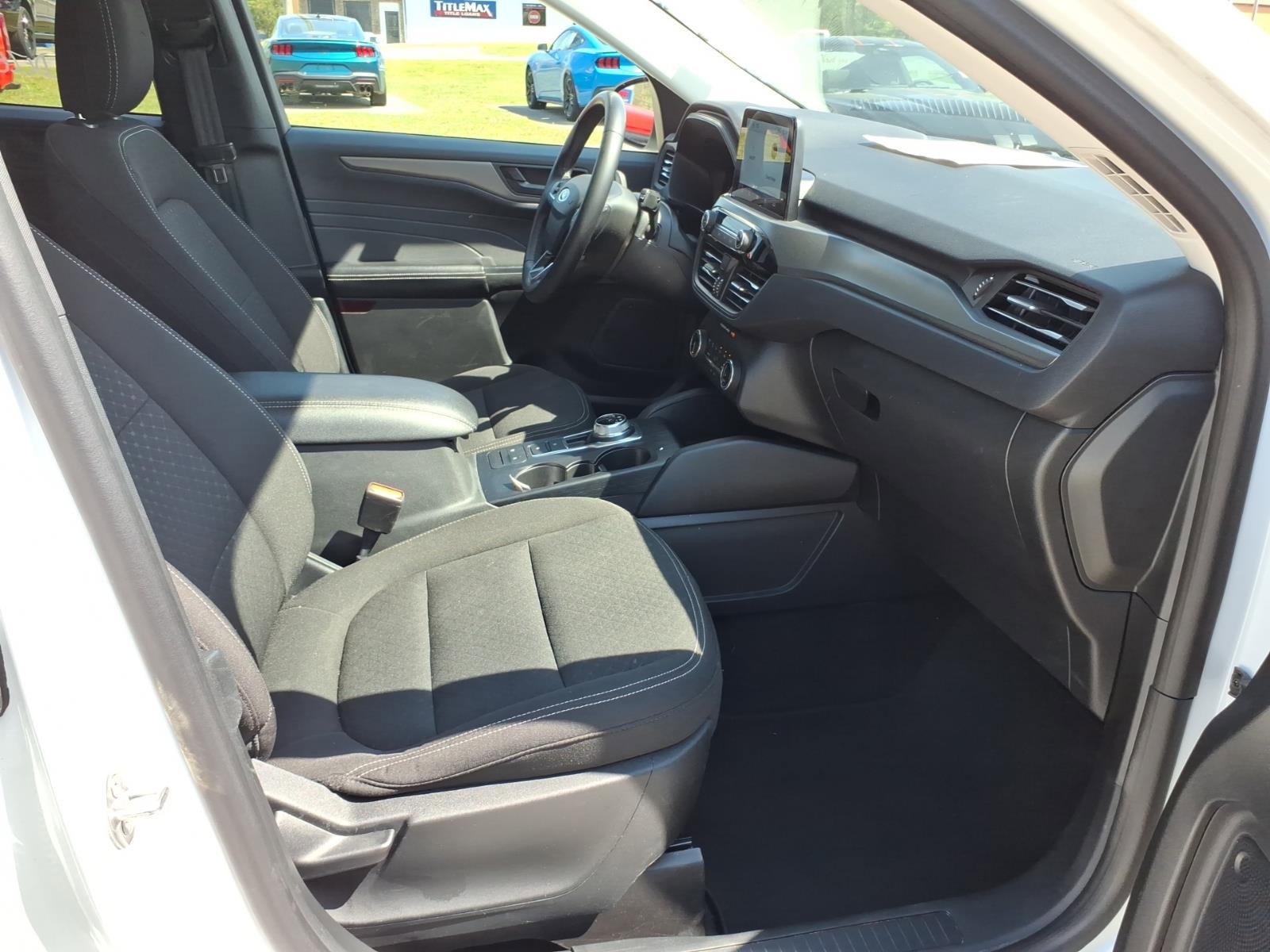 Used 2024 Ford Escape Active image 8