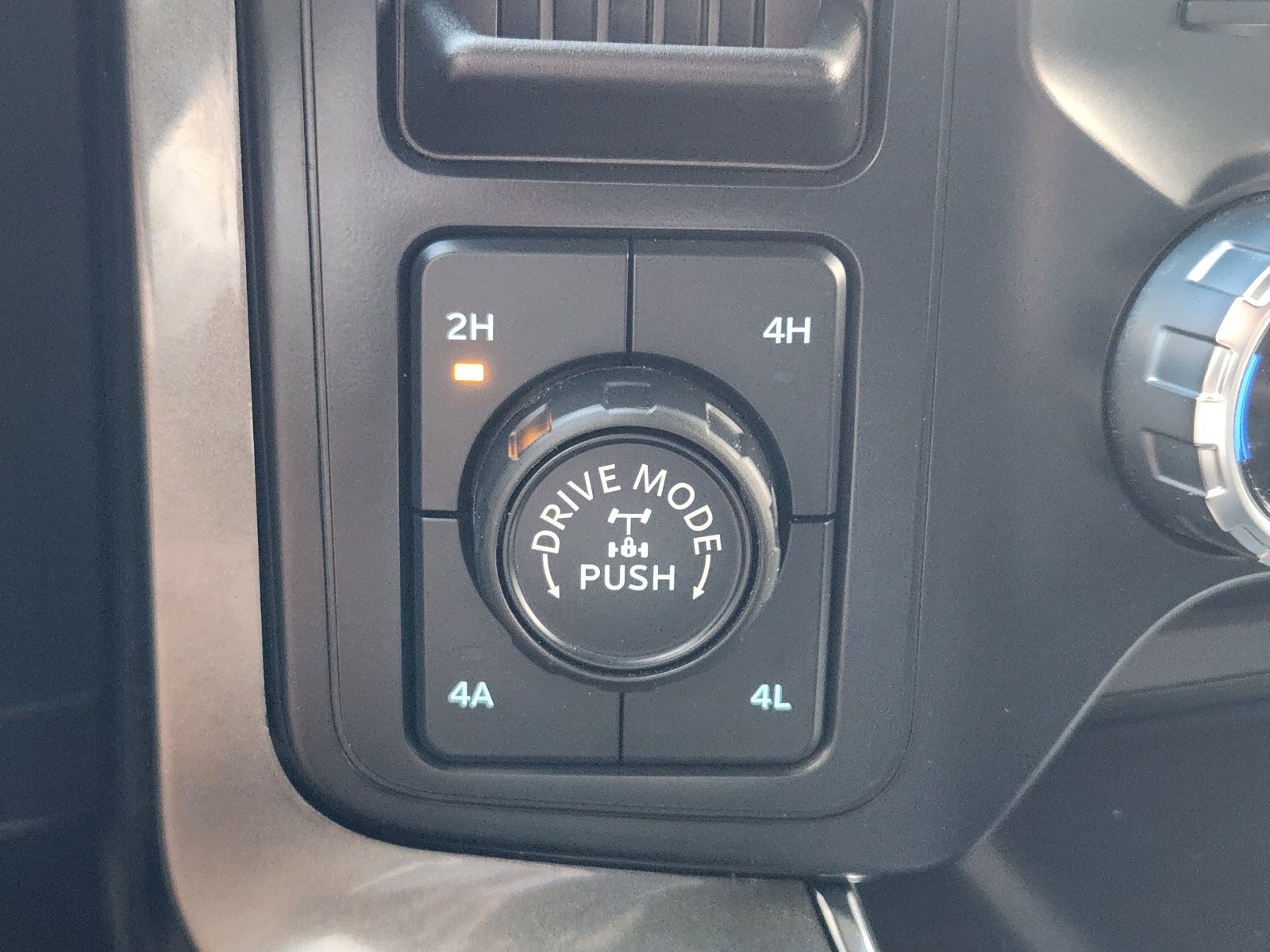 Used 2023 Ford F150 Lariat AWD/4WD image 24