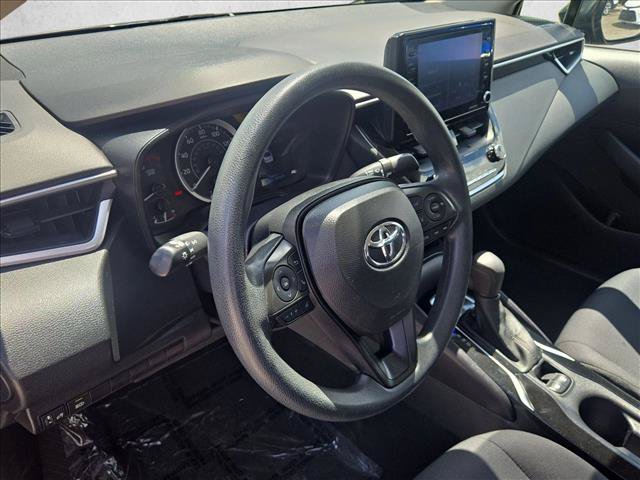 Used 2022 Toyota Corolla LE FWD image 10
