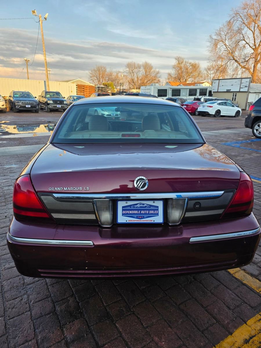 Used 2009 Mercury Grand Marquis LS image 6
