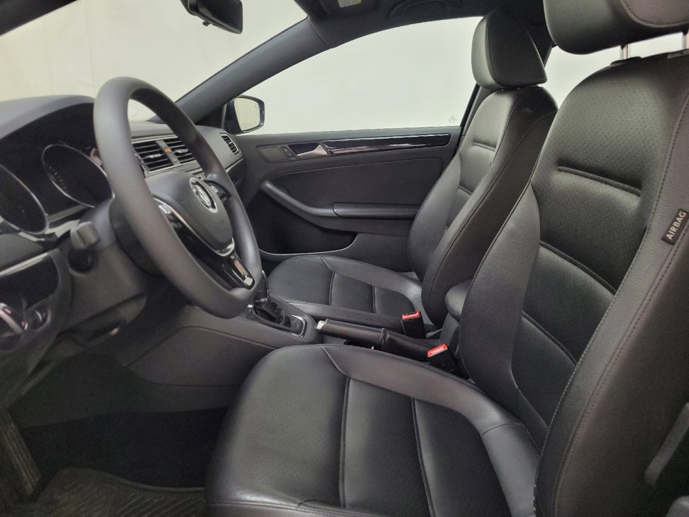 Used 2018 Volkswagen Jetta Sport FWD image 17