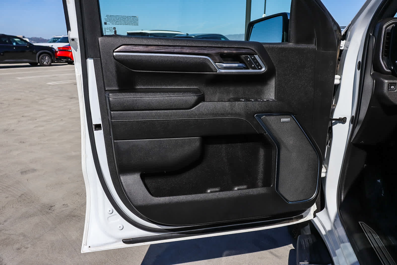 Used 2023 Chevrolet Silverado 1500 LTZ AWD/4WD image 21