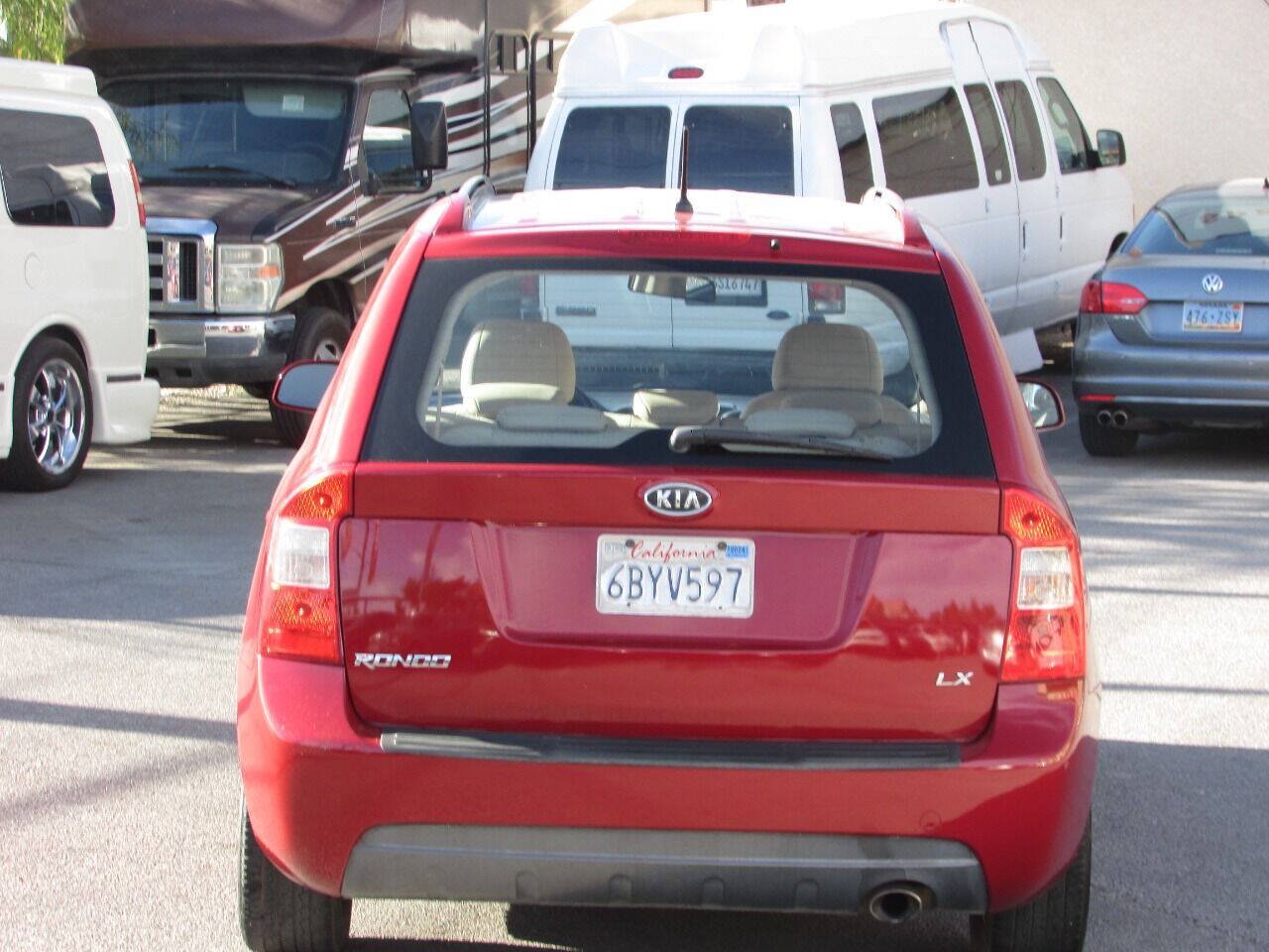 Used 2007 Kia Rondo LX w/ Convenience Pkg FWD image 8