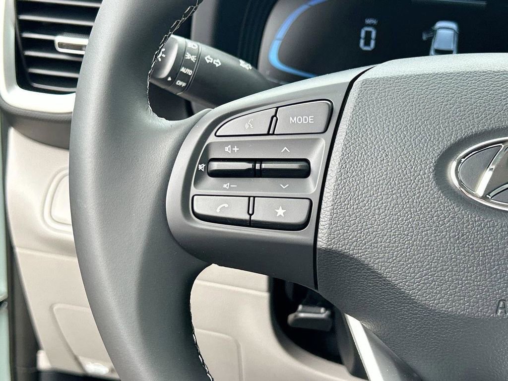 New 2026 Hyundai Venue SEL image 31