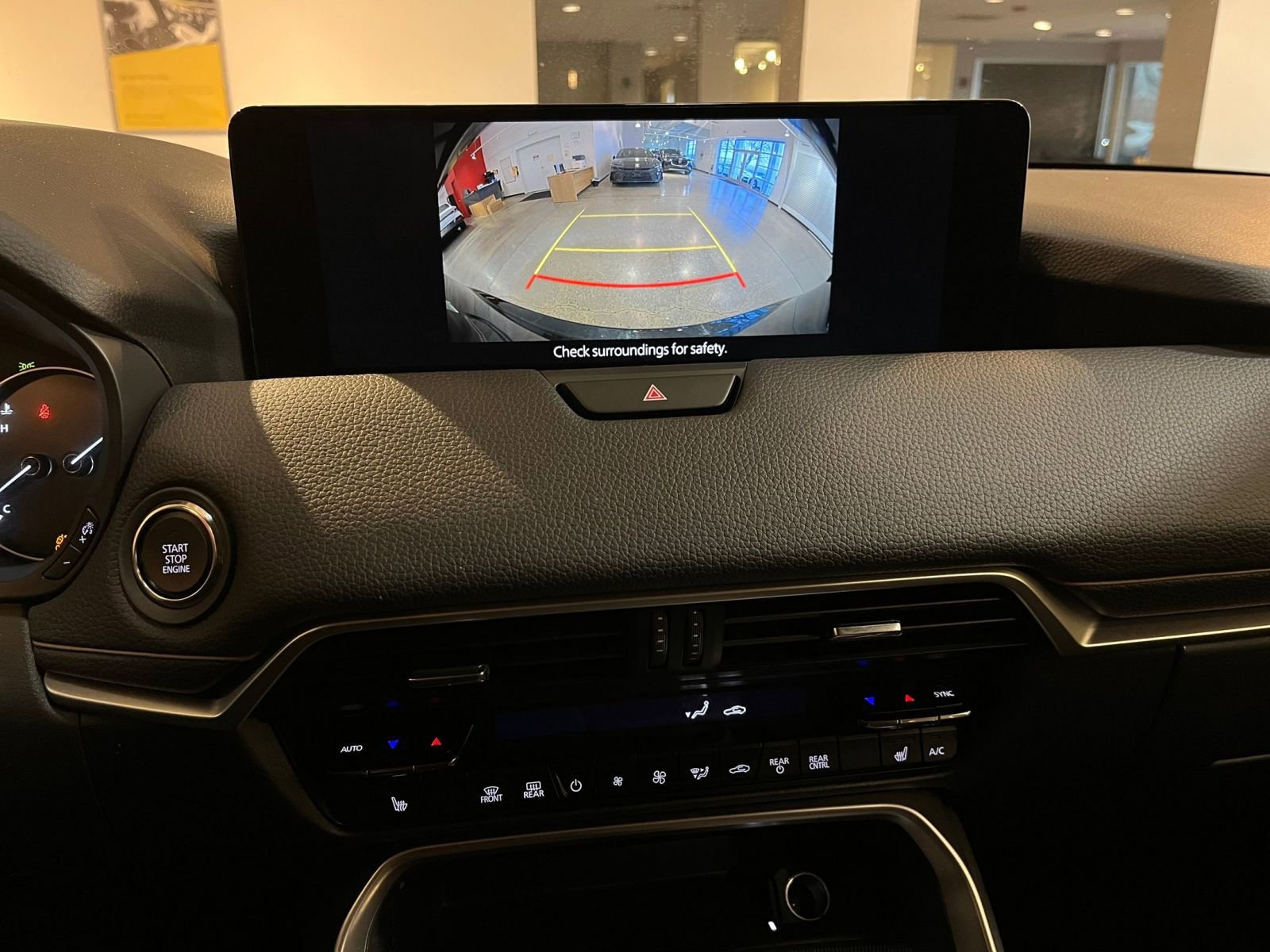 Used 2025 MAZDA CX-90 3.3 Turbo w/ Preferred Package image 17