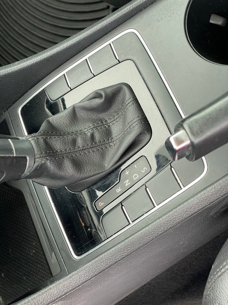 Used 2017 Volkswagen Passat 1.8T R-Line image 20