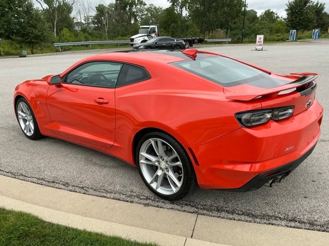 Used 2019 Chevrolet Camaro SS RWD image 4