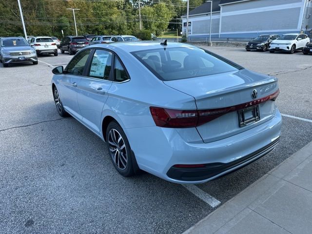 New 2025 Volkswagen Jetta SE image 5