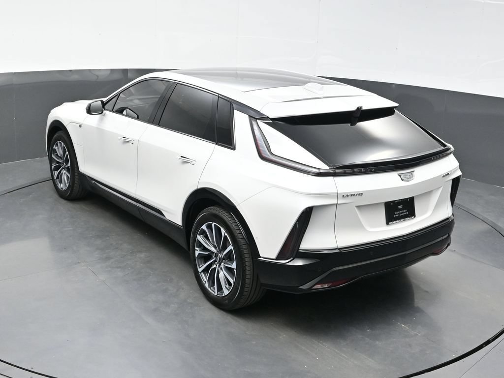 Certified 2024 Cadillac Lyriq Sport AWD/4WD image 32