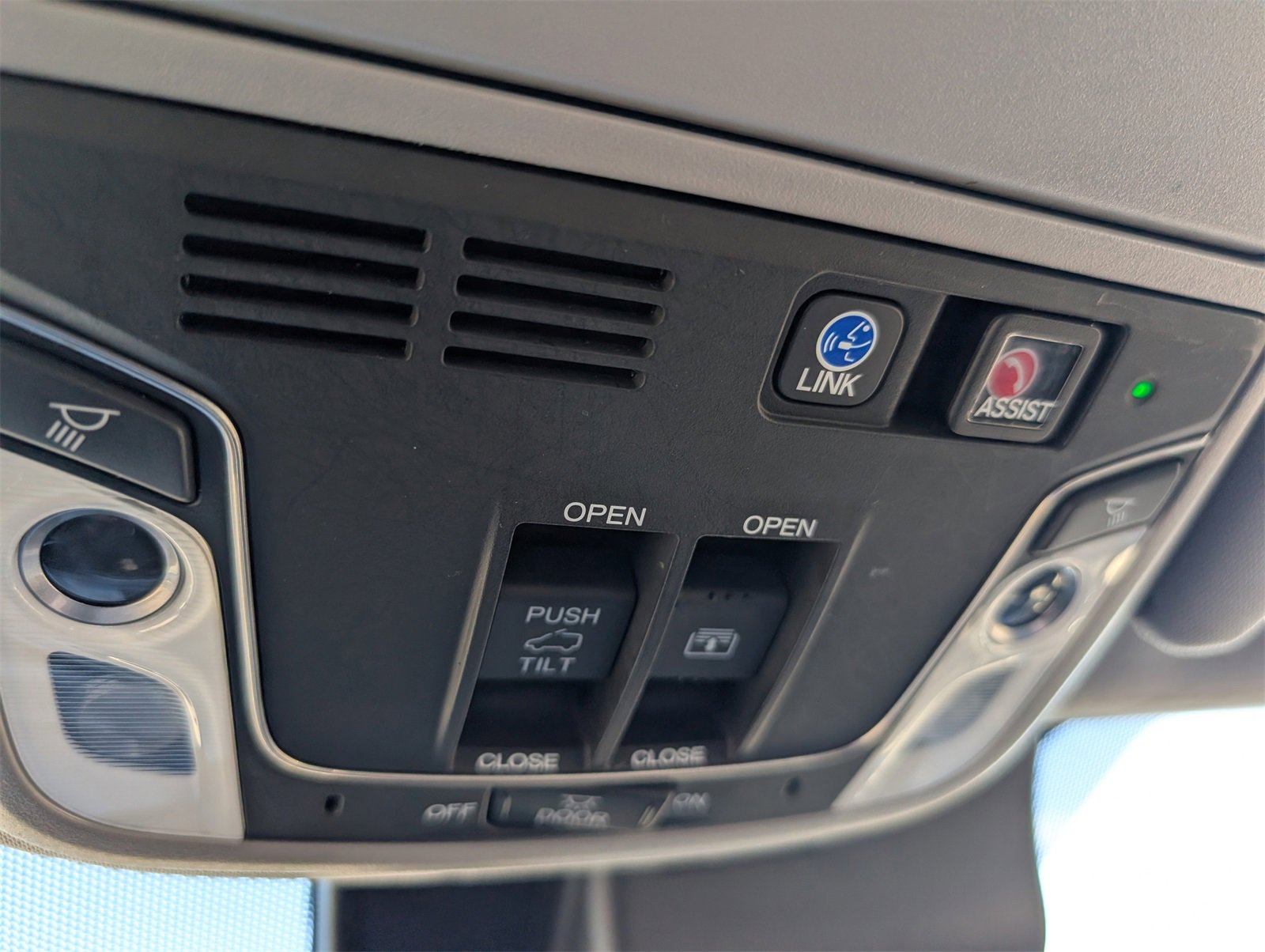 Used 2022 Honda Pilot Elite image 34