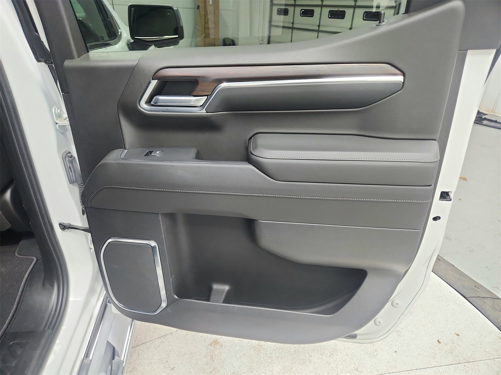 Used 2022 GMC Sierra 1500 SLT w/ SLT Premium Plus Package image 45