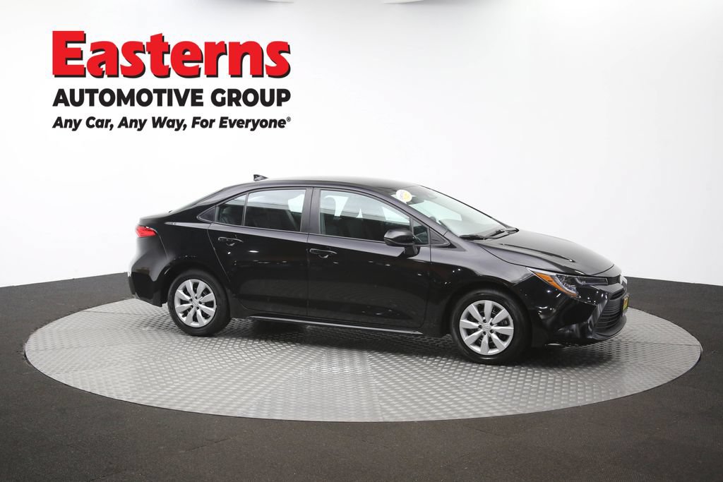 Used 2025 Toyota Corolla LE FWD image 47