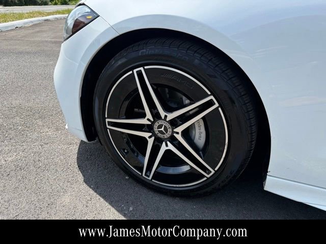 Certified 2022 Mercedes-Benz C 300 4MATIC Sedan image 11