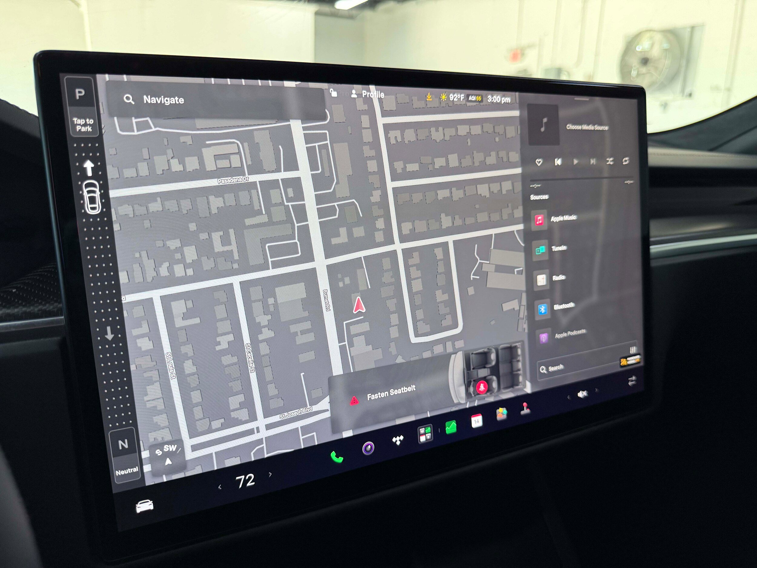 Used 2022 Tesla Model S Plaid AWD/4WD image 19