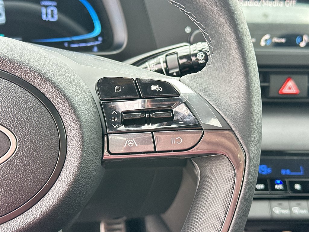 New 2026 Hyundai Elantra Sport FWD image 15