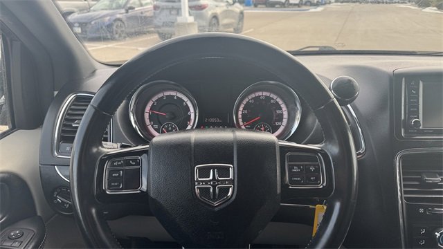 Used 2019 Dodge Grand Caravan SXT image 25