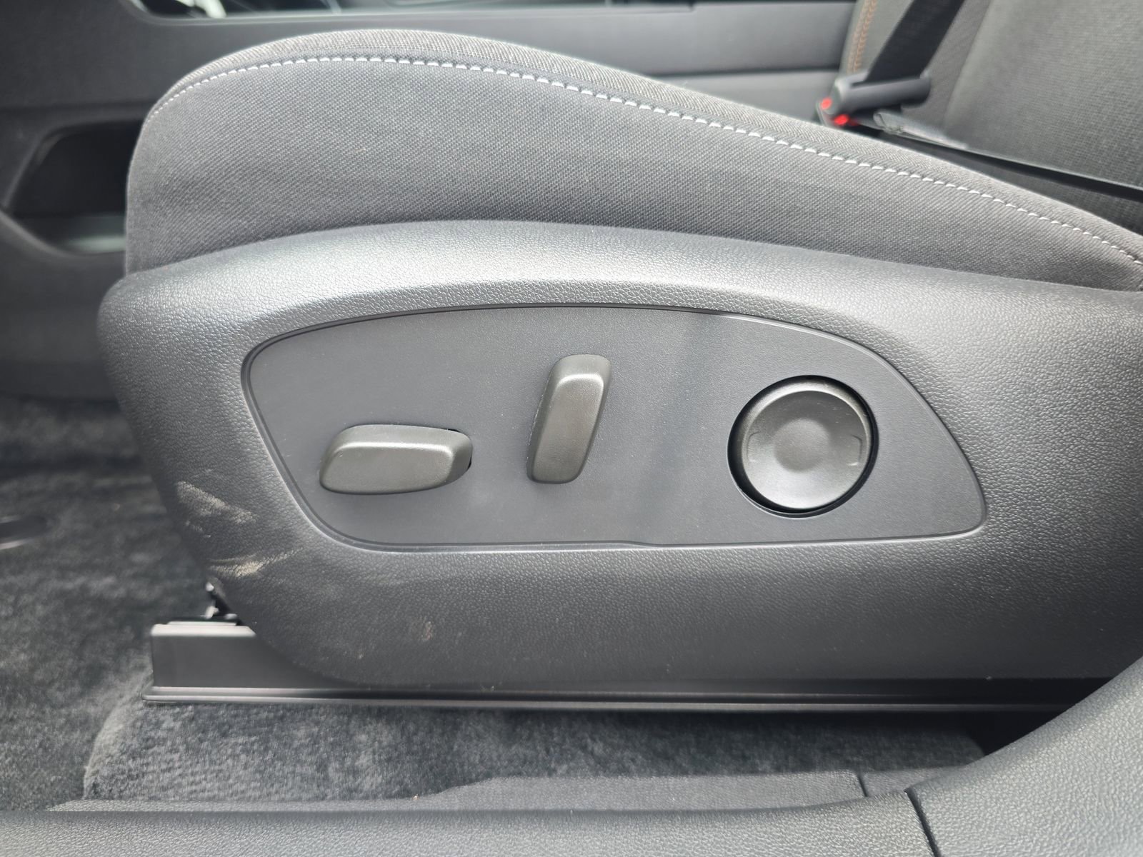 New 2026 Honda Prologue EX image 17