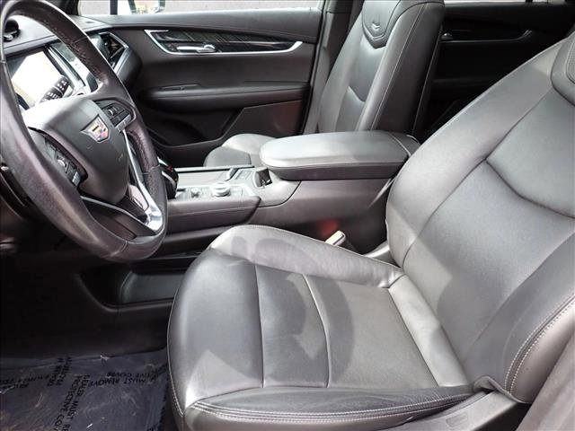 Used 2021 Cadillac XT6 Premium Luxury image 14